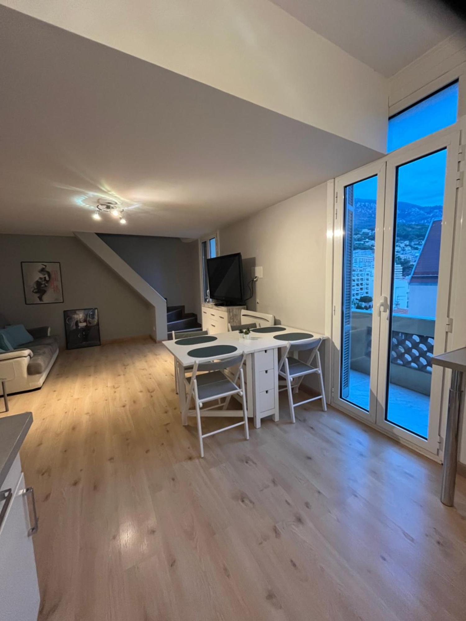보솔레이 Duplex A La Frontiere De Monaco 아파트 외부 사진